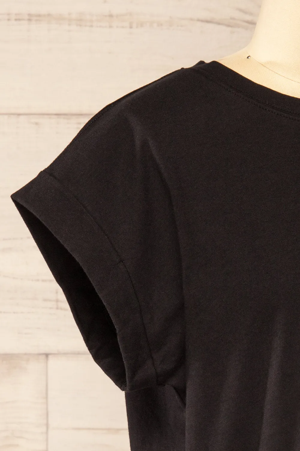 Cheddington Black | Cropped T-Shirt sold by Boutique 1861 product image thumbnail 4