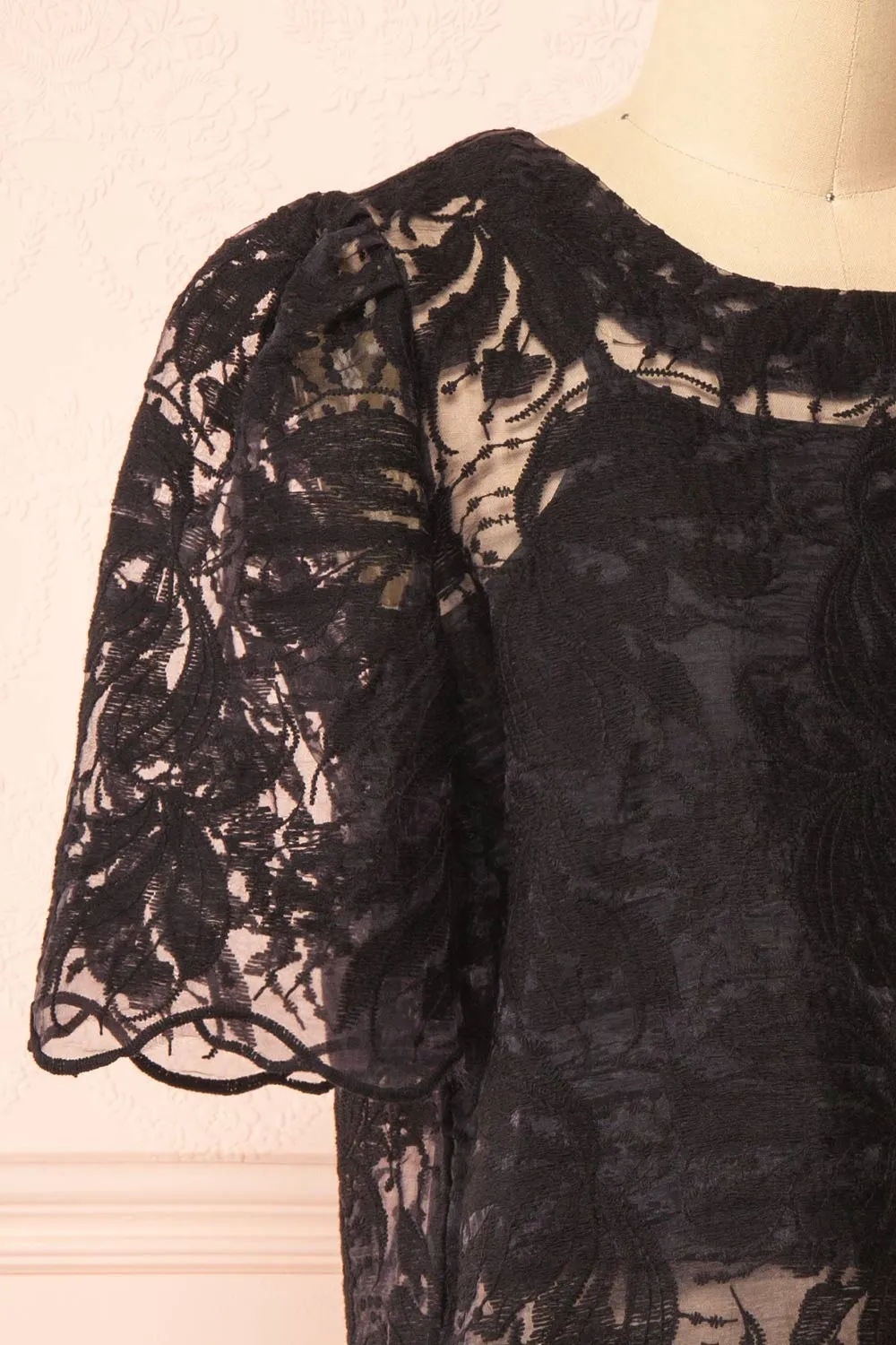 Selah Black | Lace Top w/ Cropped Camisole sold by Boutique 1861 product image thumbnail 4
