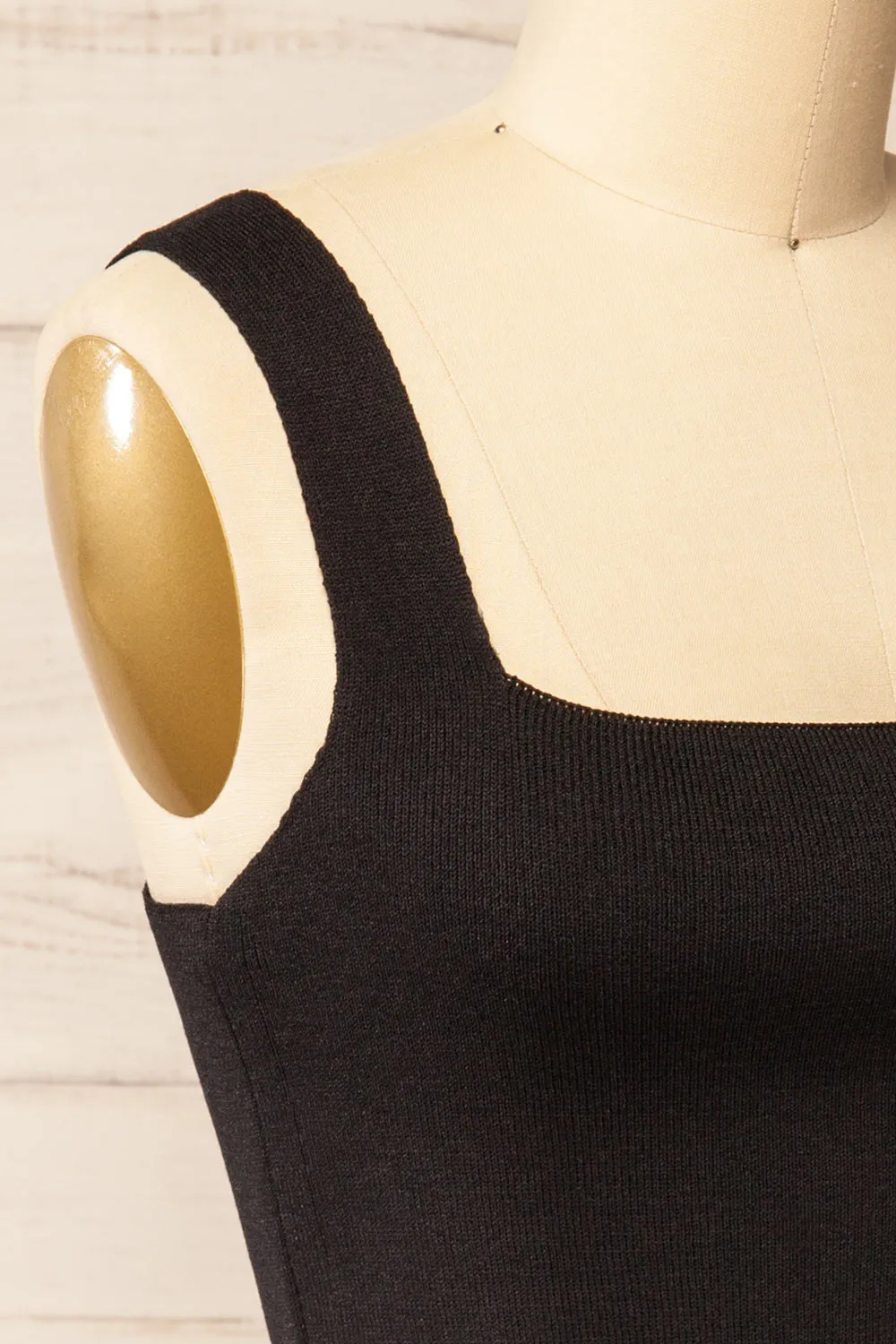 Shandaken Black | Cropped Top w/ Scalloped Hem sold by Boutique 1861 product image thumbnail 4