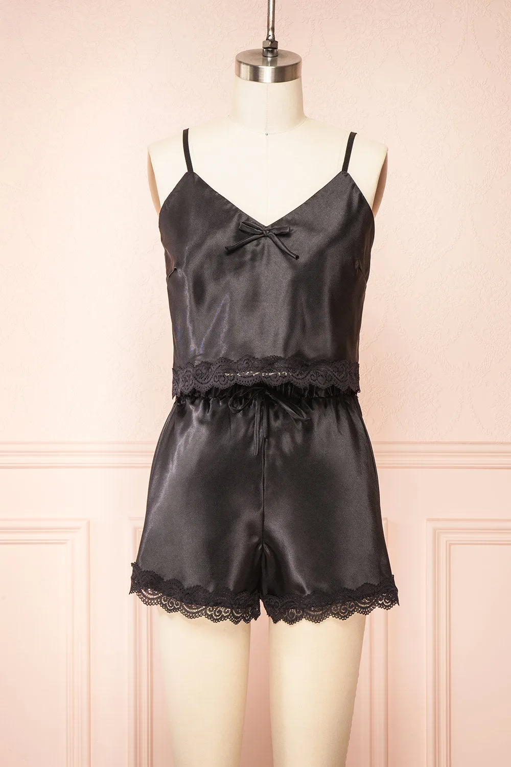 Set Cassiana Black | Satin Pyjama Set sold by Boutique 1861