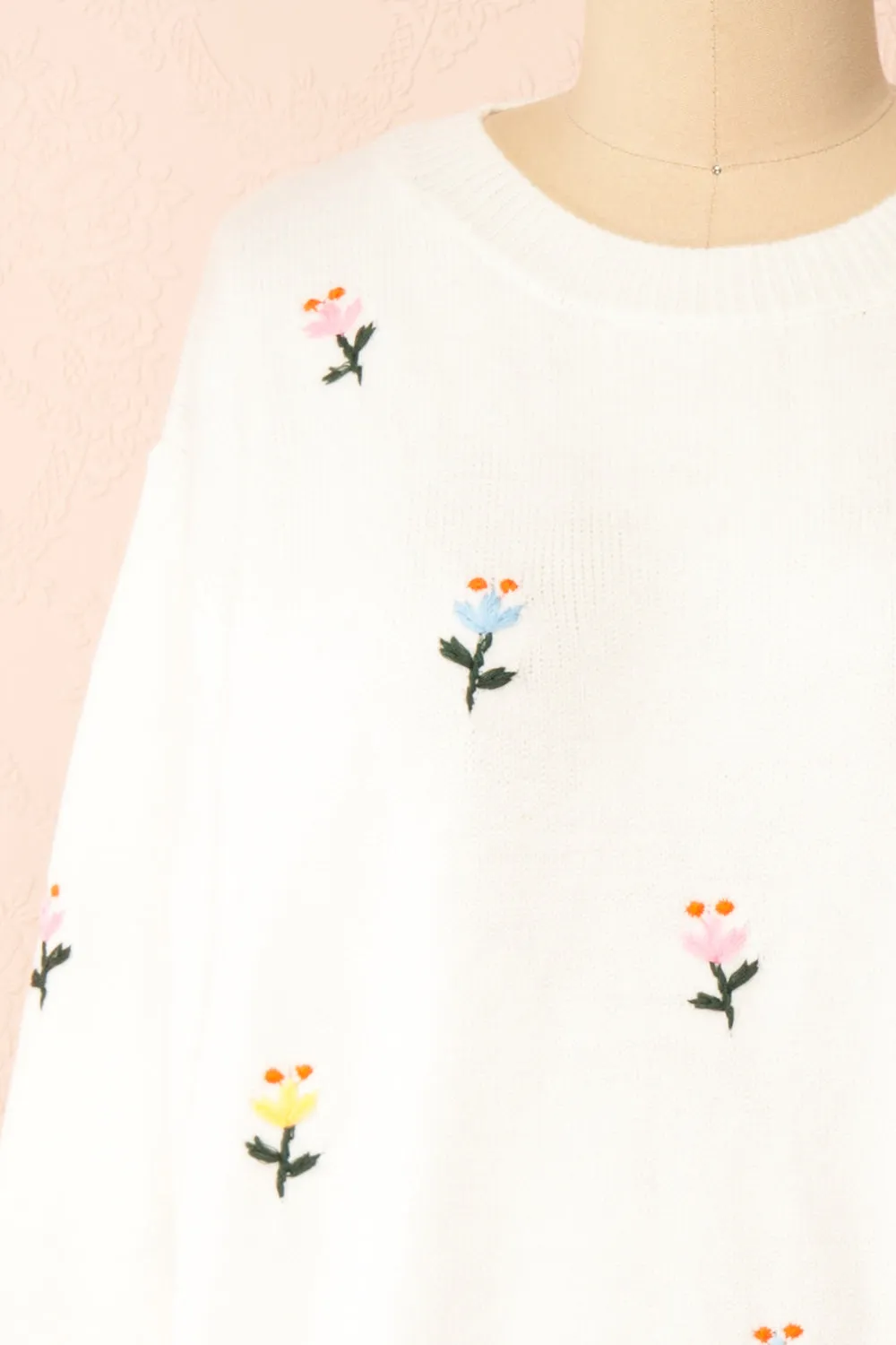 Jardynia | Ivory Sweater w/ Knitted Flowers sold by Boutique 1861 product image thumbnail 3