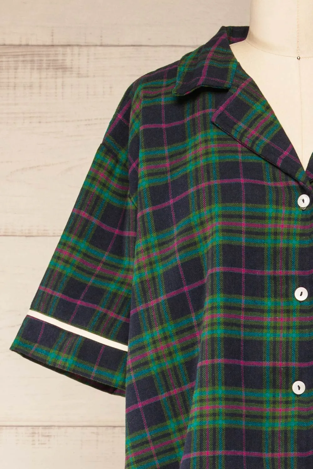 Set Lyla Green | Plaid Pyjama Set sold by Boutique 1861 product image thumbnail 3