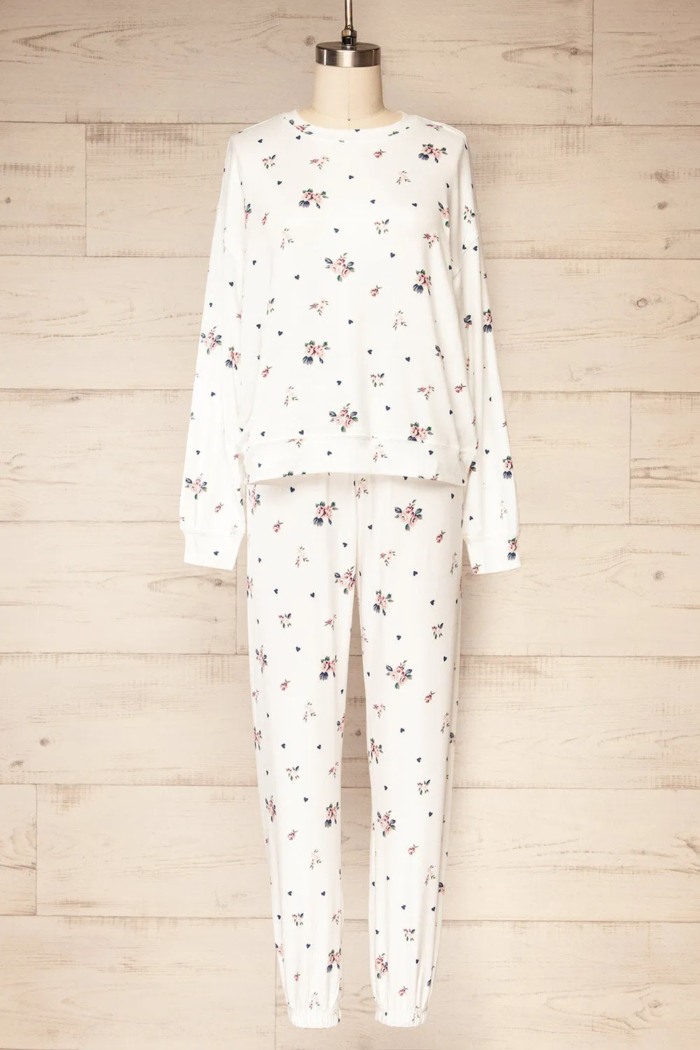 Set Brantford | Floral White Loungewear Set sold by Boutique 1861