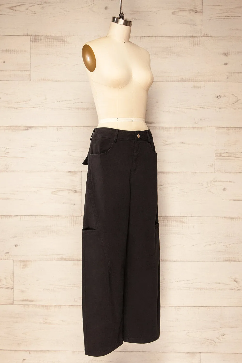 Trax Black | Mid-Rise Cargo Pants sold by Boutique 1861 product image thumbnail 4