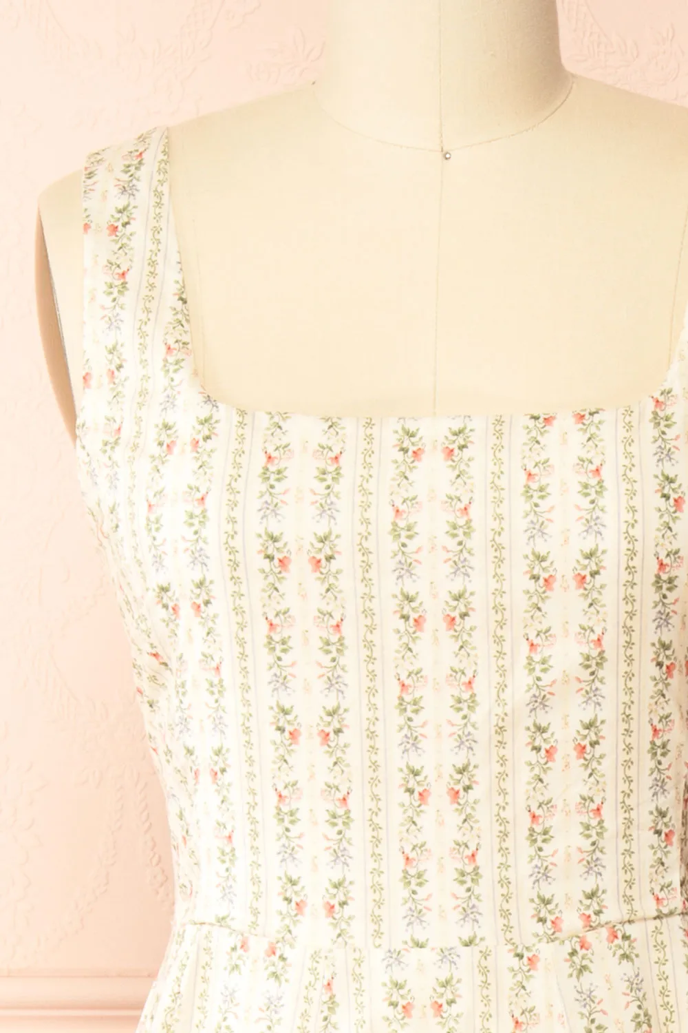Lyrael | Midi Dress with Vintage Floral Pattern sold by Boutique 1861 product image thumbnail 2