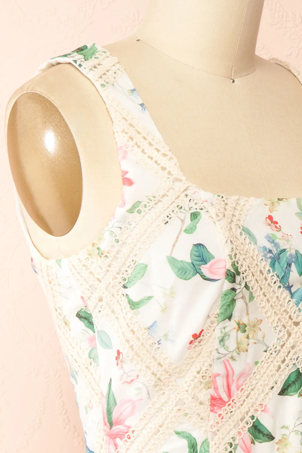 Veraya | Short White Floral Dress w/ Lace Detailing sold by Boutique 1861 product image thumbnail 5