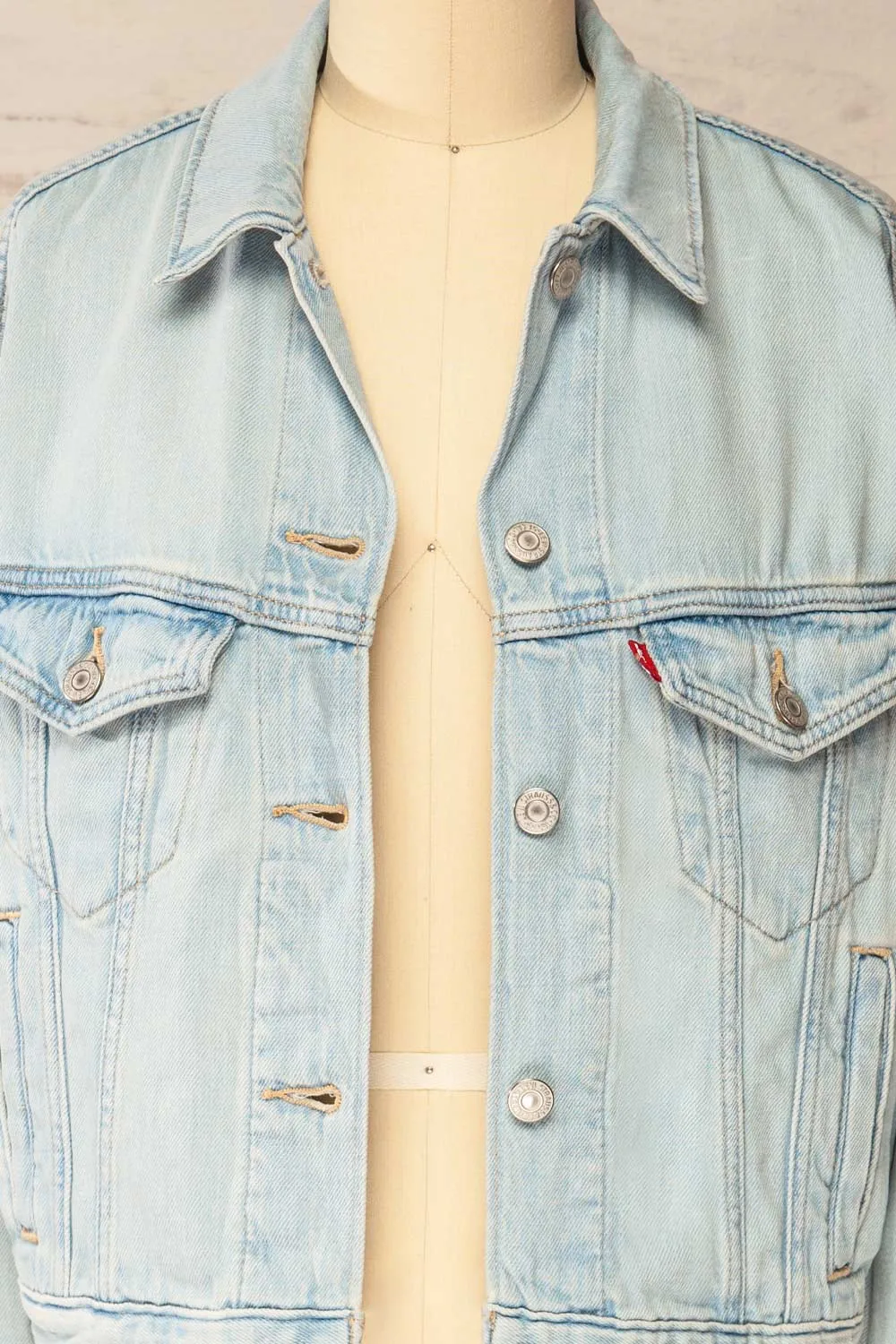 Bazar | Cropped Denim Jacket with Pockets sold by Boutique 1861 product image thumbnail 2