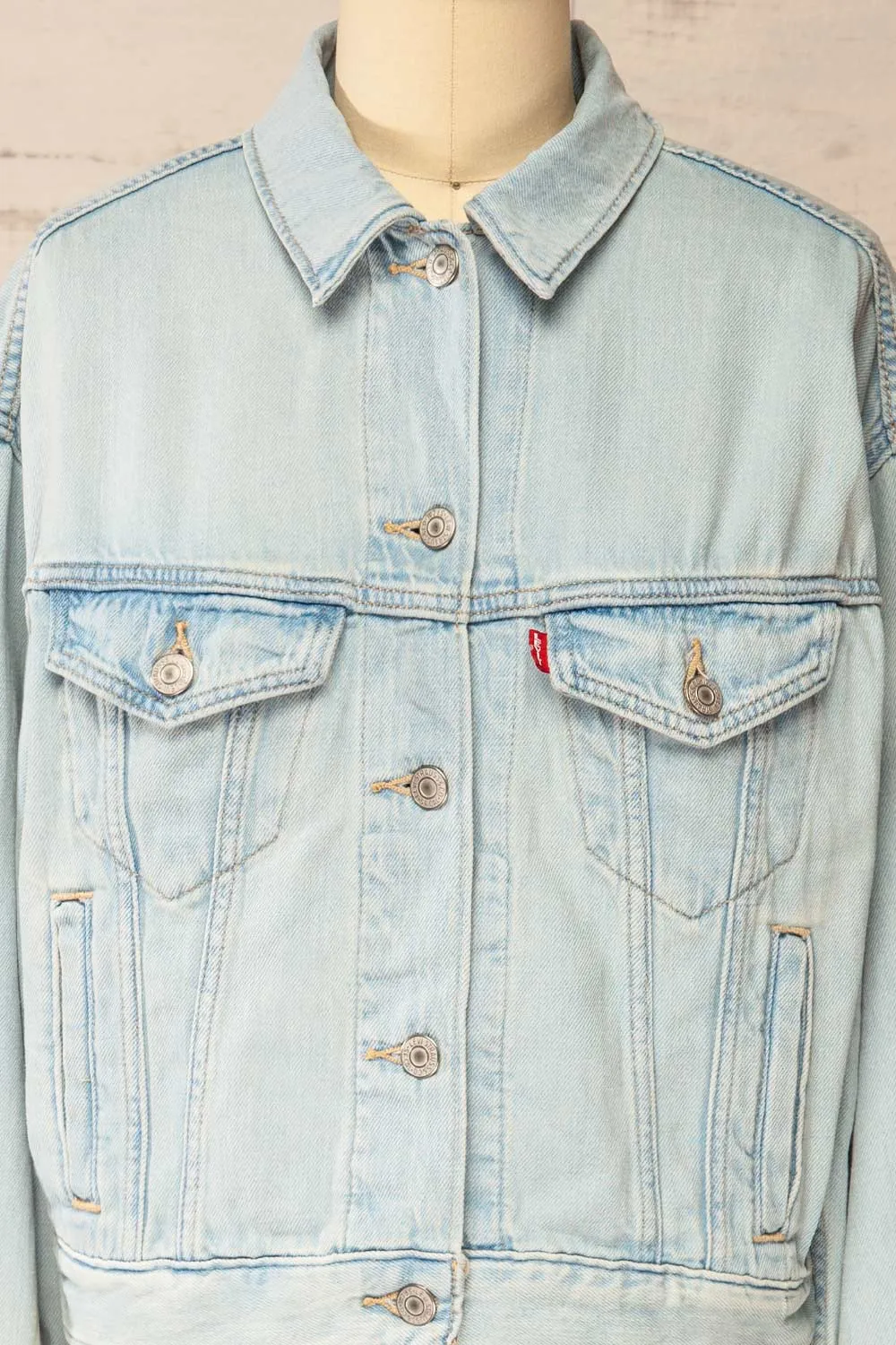 Bazar | Cropped Denim Jacket with Pockets sold by Boutique 1861 product image thumbnail 4