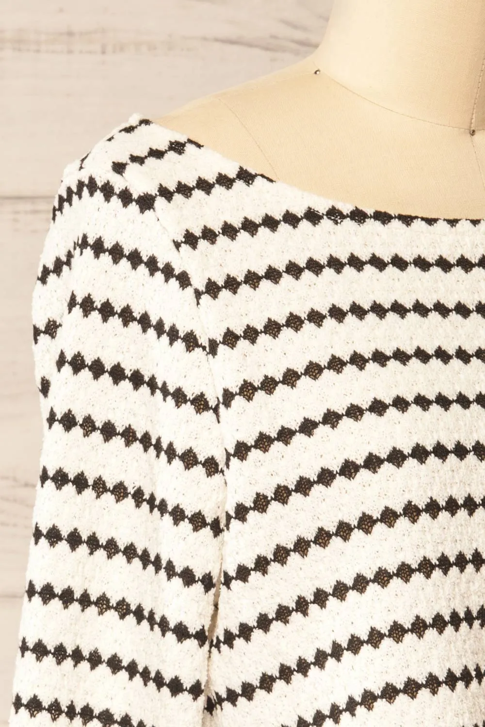 Haumi Ivory | Cropped Diamond-Patterned Knit Top sold by Boutique 1861 product image thumbnail 4