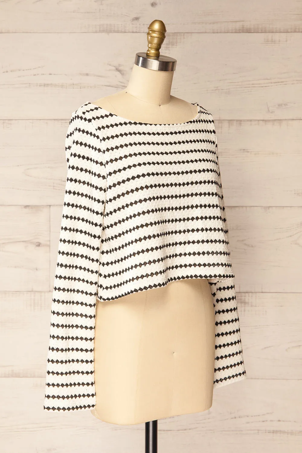 Haumi Ivory | Cropped Diamond-Patterned Knit Top sold by Boutique 1861 product image thumbnail 3