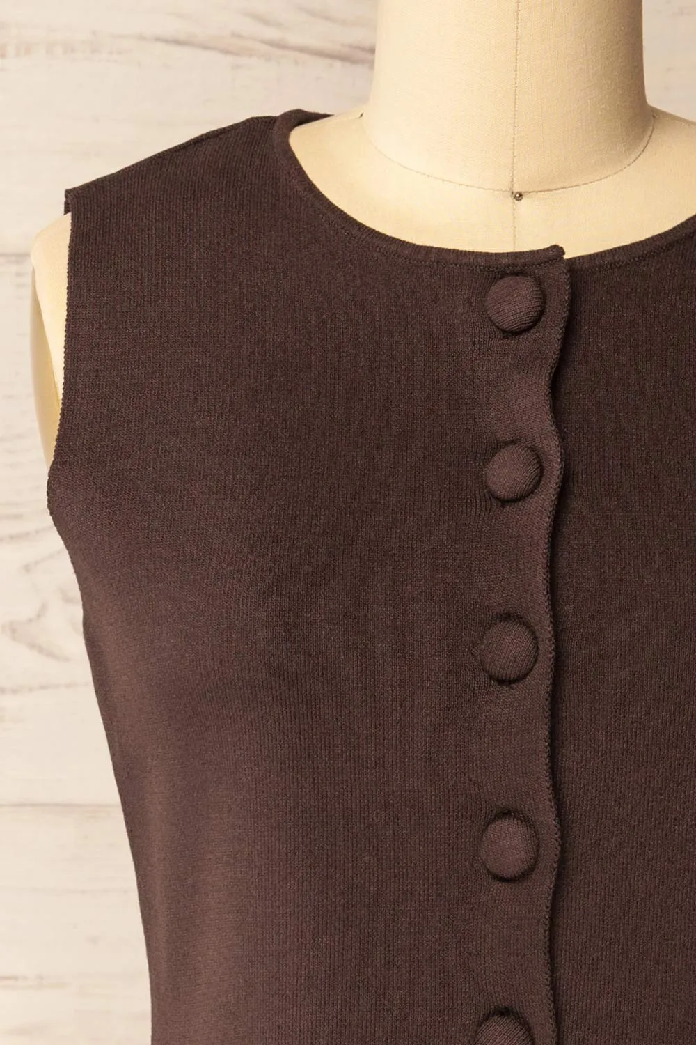 Delano | Sleeveless Brown Button-Up Top sold by Boutique 1861 product image thumbnail 2