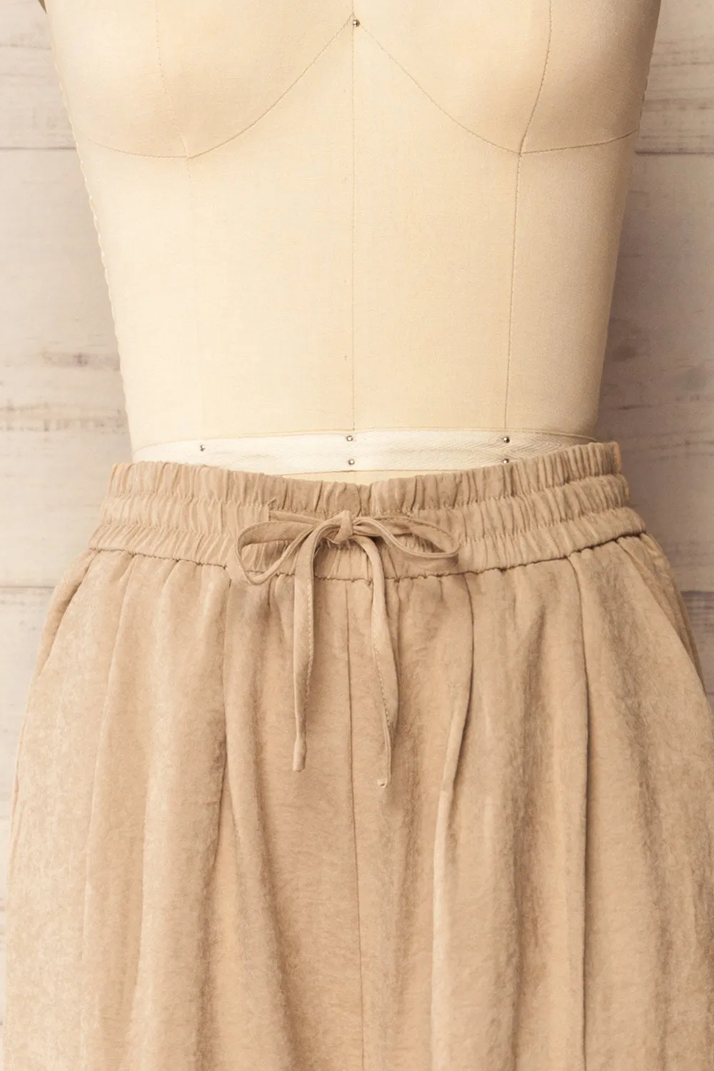 Cabot | Beige Loose-Fitted Pants with Elastic Waistband sold by Boutique 1861 product image thumbnail 2