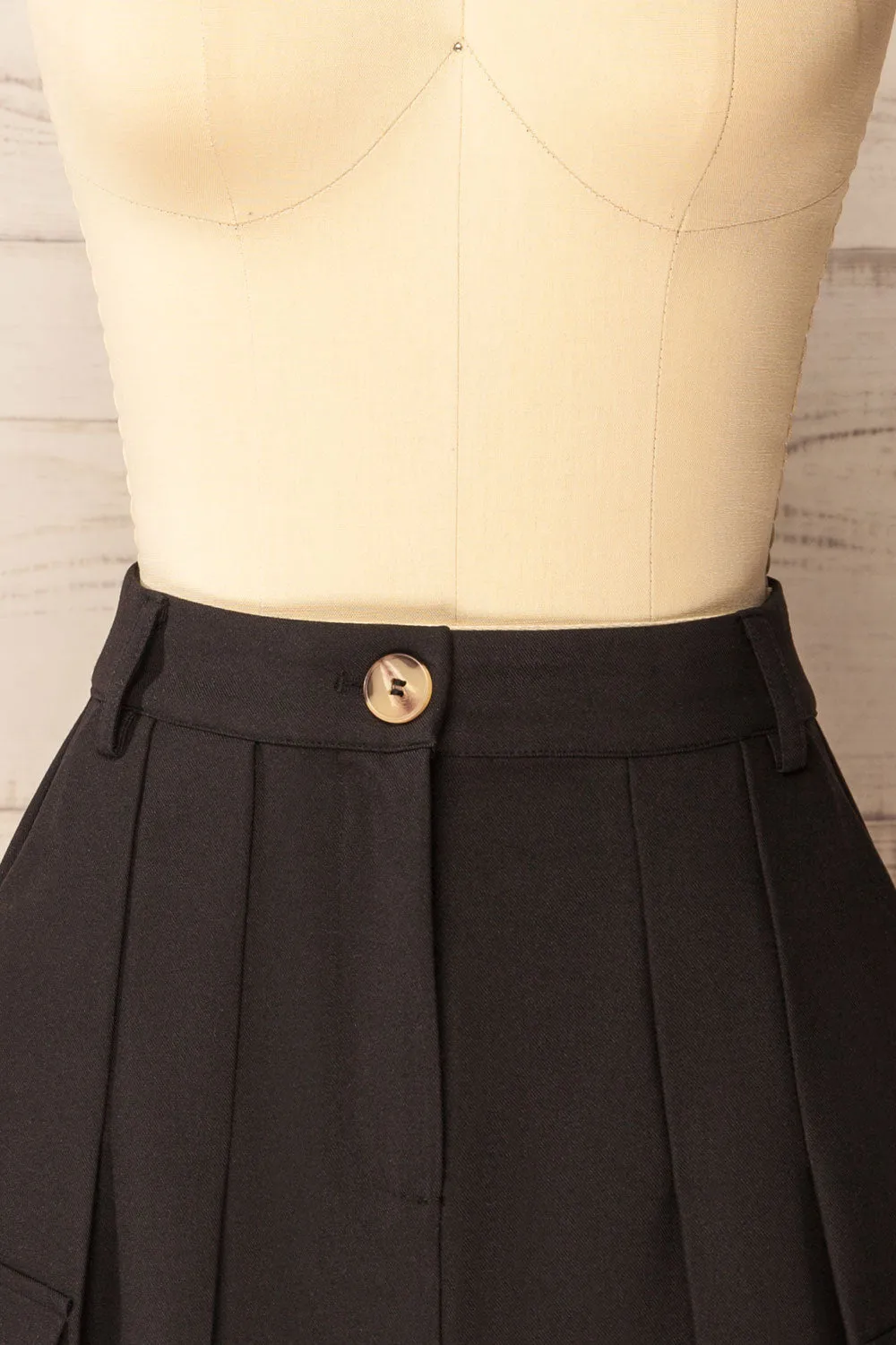 Norco | Short Black Pleated Cargo Skirt sold by Boutique 1861 product image thumbnail 2