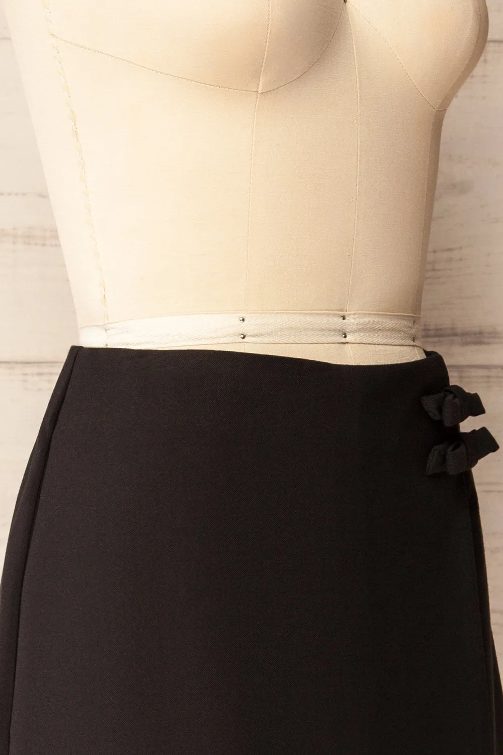 Livorno | Black Skort with Bows sold by Boutique 1861 product image thumbnail 4