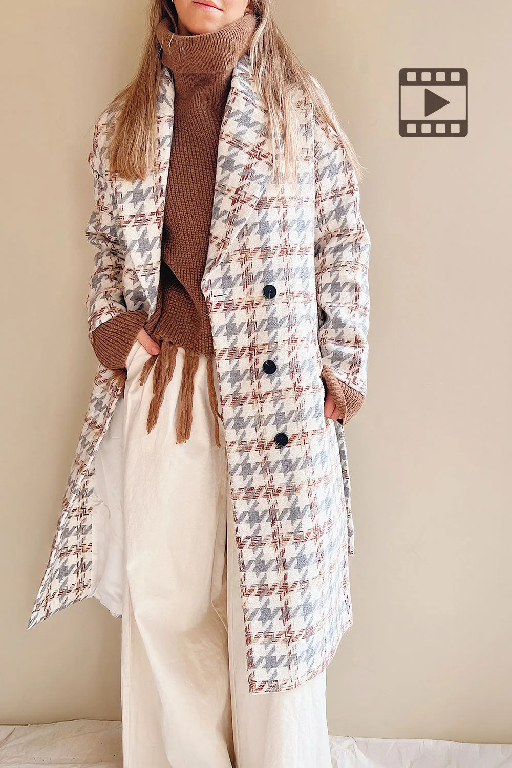 Conakry | Long Houndstooth Coat sold by Boutique 1861 product image thumbnail 2