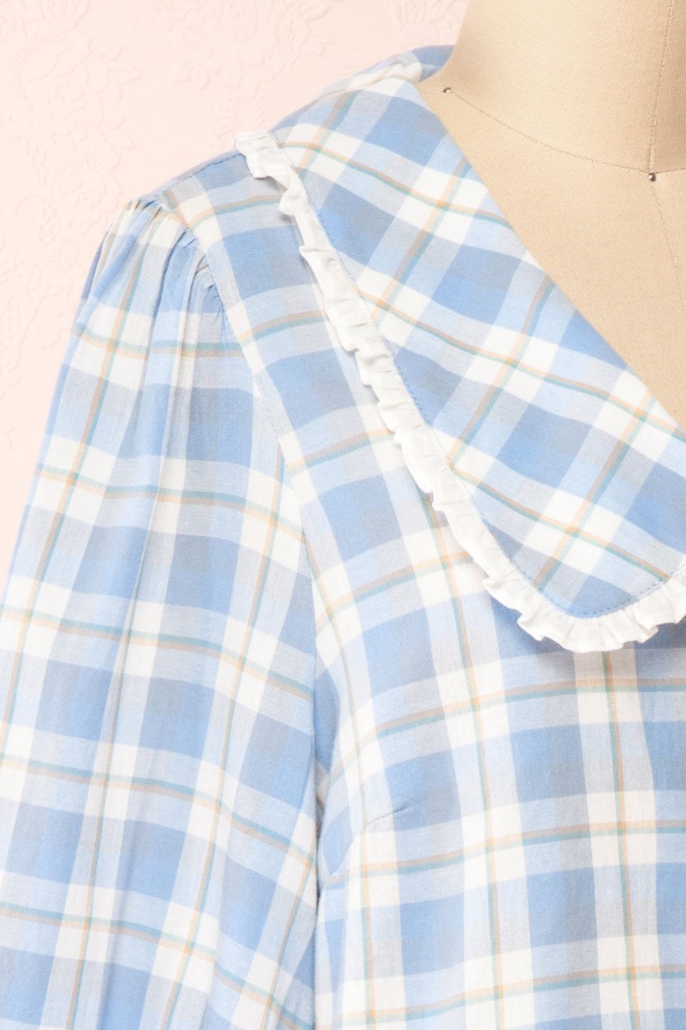 Nikol | Peter Pan Collar Cropped Blouse sold by Boutique 1861 product image thumbnail 4