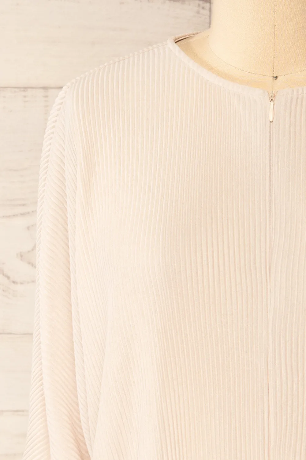 Geia Beige | Ribbed Top w/ Zipper Detail sold by Boutique 1861 product image thumbnail 5