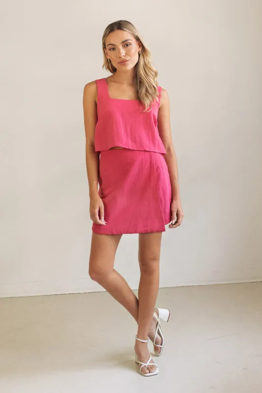 Ivye | Oversized Coral Linen Tank Top sold by Boutique 1861