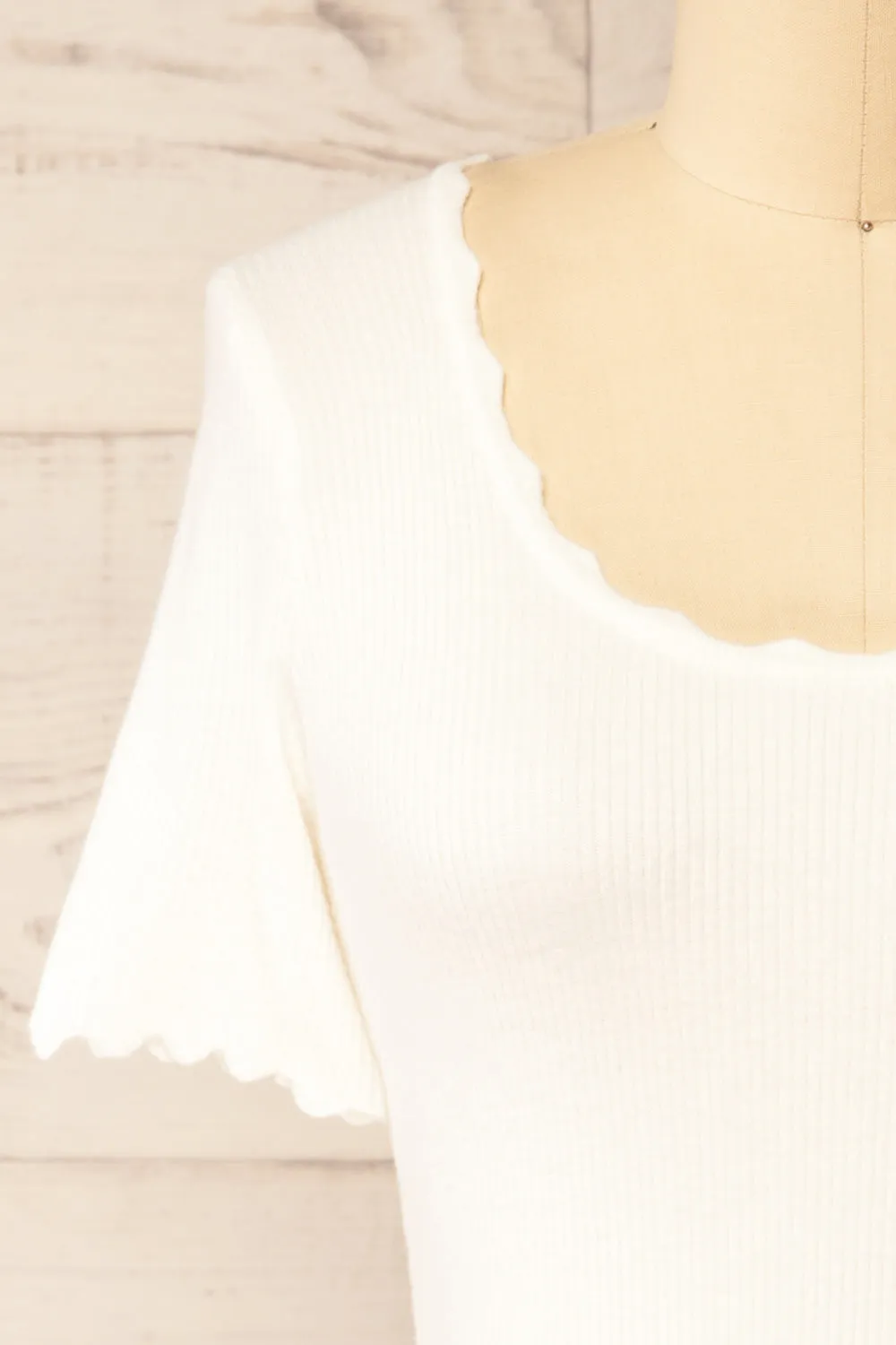 Brussels White | Cropped Ribbed Top sold by Boutique 1861 product image thumbnail 3