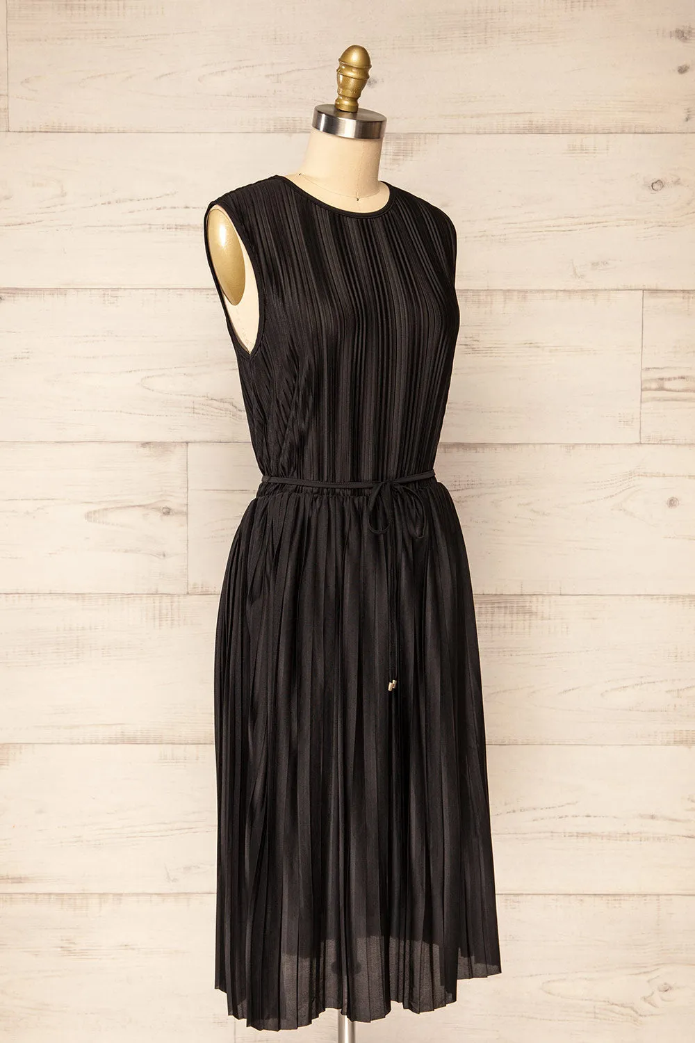 Padstow Black | Sleeveless Pleated Midi Dress sold by Boutique 1861 product image thumbnail 3