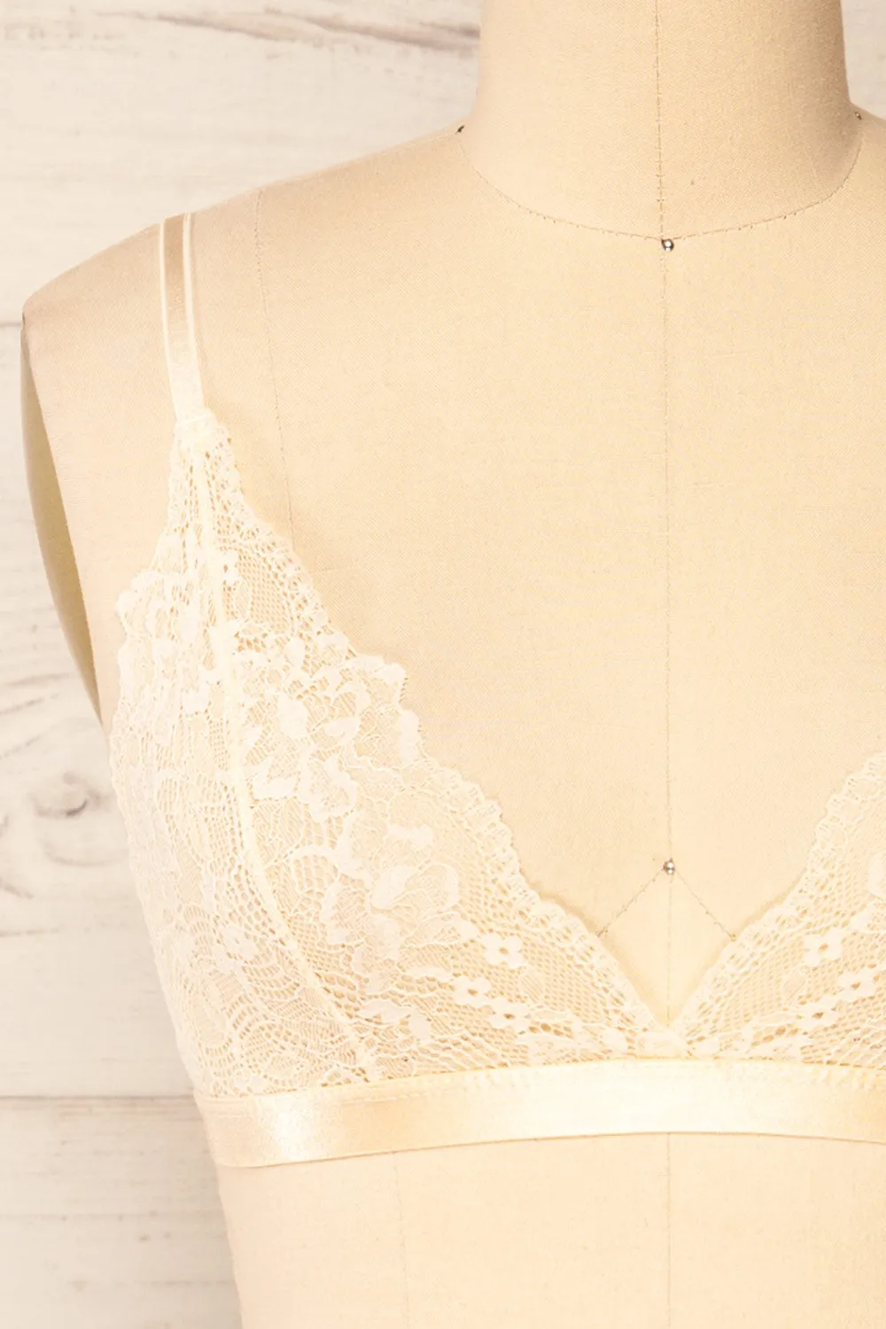 Zatar Beige | Lace Bralette sold by Boutique 1861 product image thumbnail 2