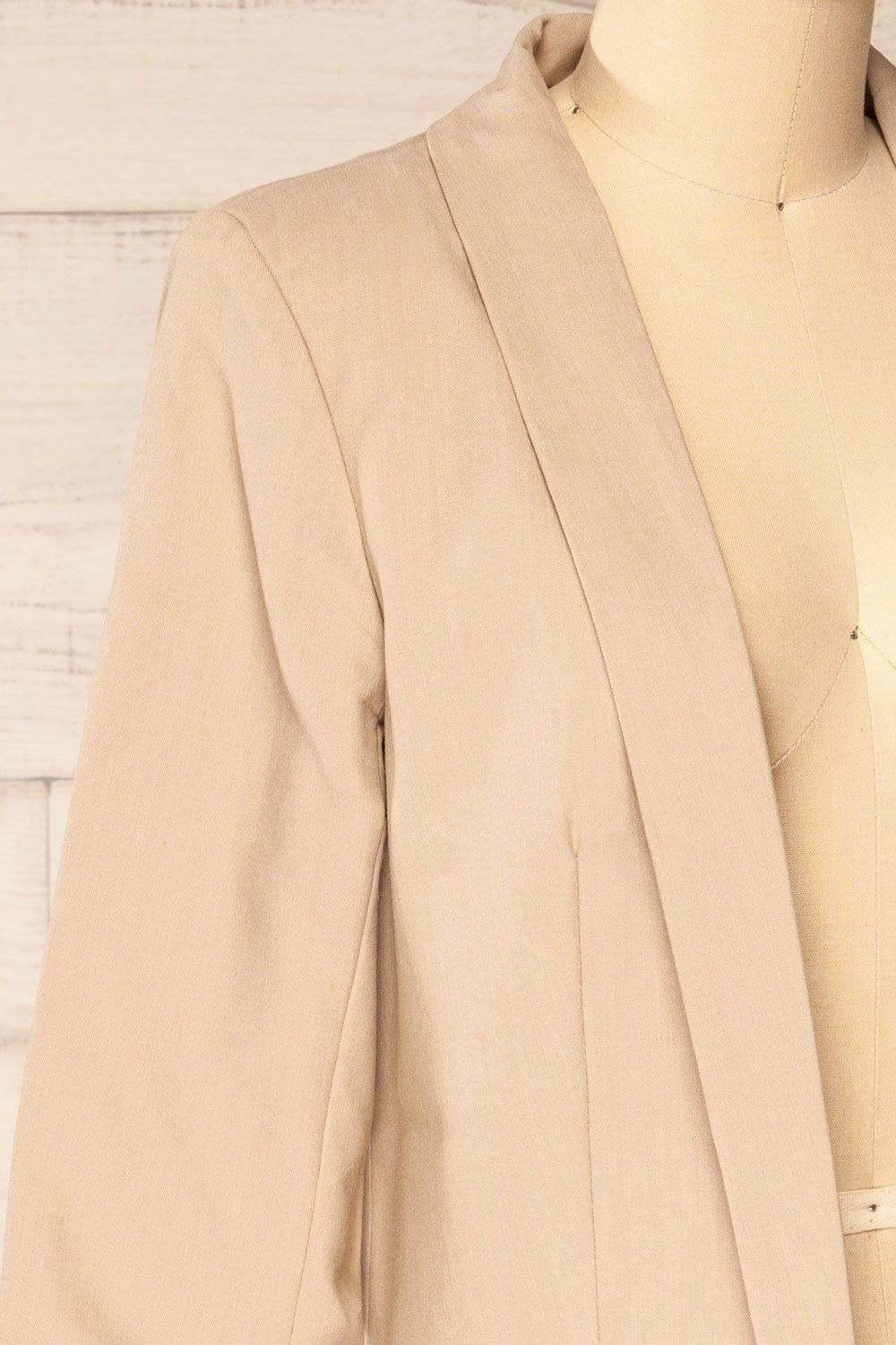 Linares Beige | Long Classic Blazer sold by Boutique 1861 product image thumbnail 4