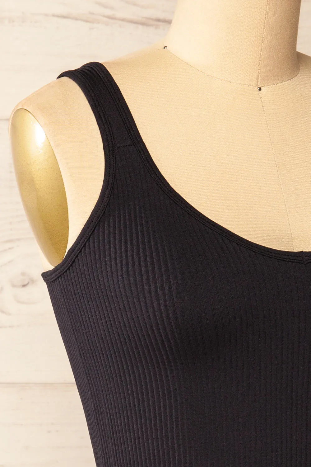 Glakail Black | Cropped Ribbed Cami sold by Boutique 1861 product image thumbnail 4
