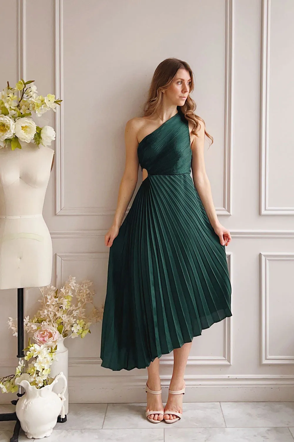 Swifty | Green Asymmetrical Pleated Satin Dress sold by Boutique 1861 product image thumbnail 2
