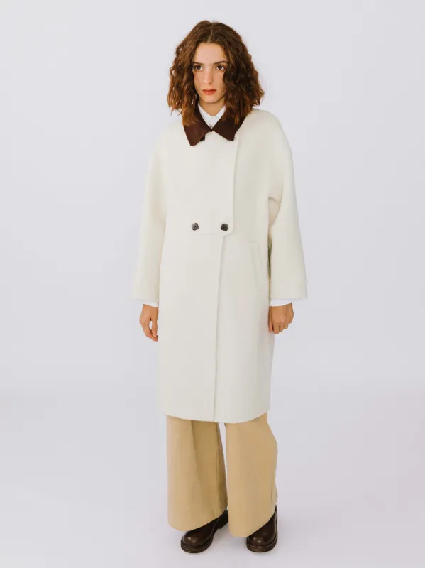 Contrast Coloured Collar Wool Coat made by Cubic