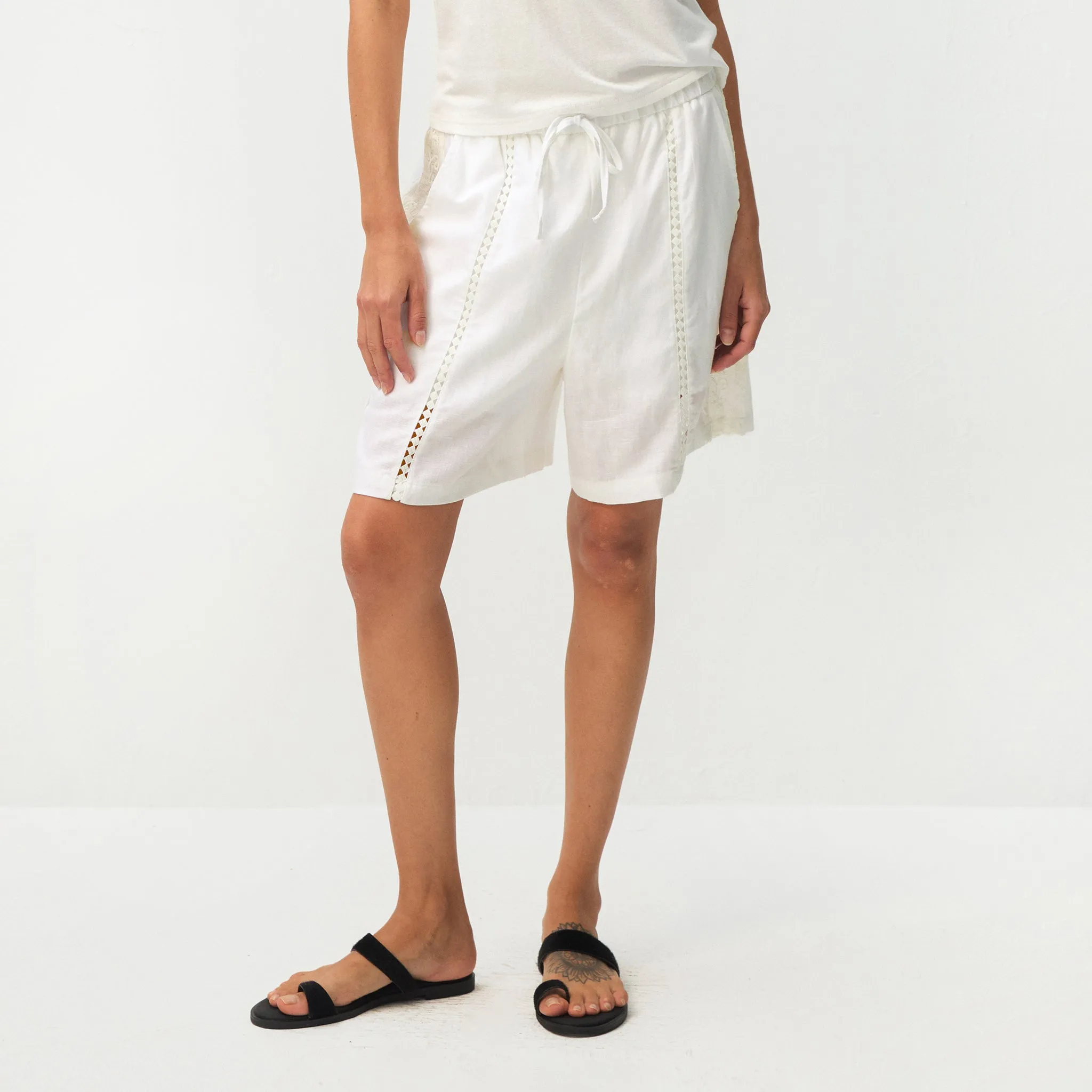 CUBIC Lyocell Linen Lace-Trim Shorts sold by Cubic product image thumbnail 3