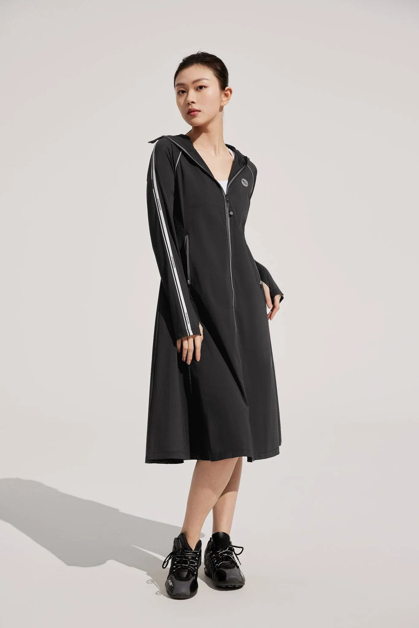 Sun Protection Longline Jacket sold by Bosideng product image thumbnail 2