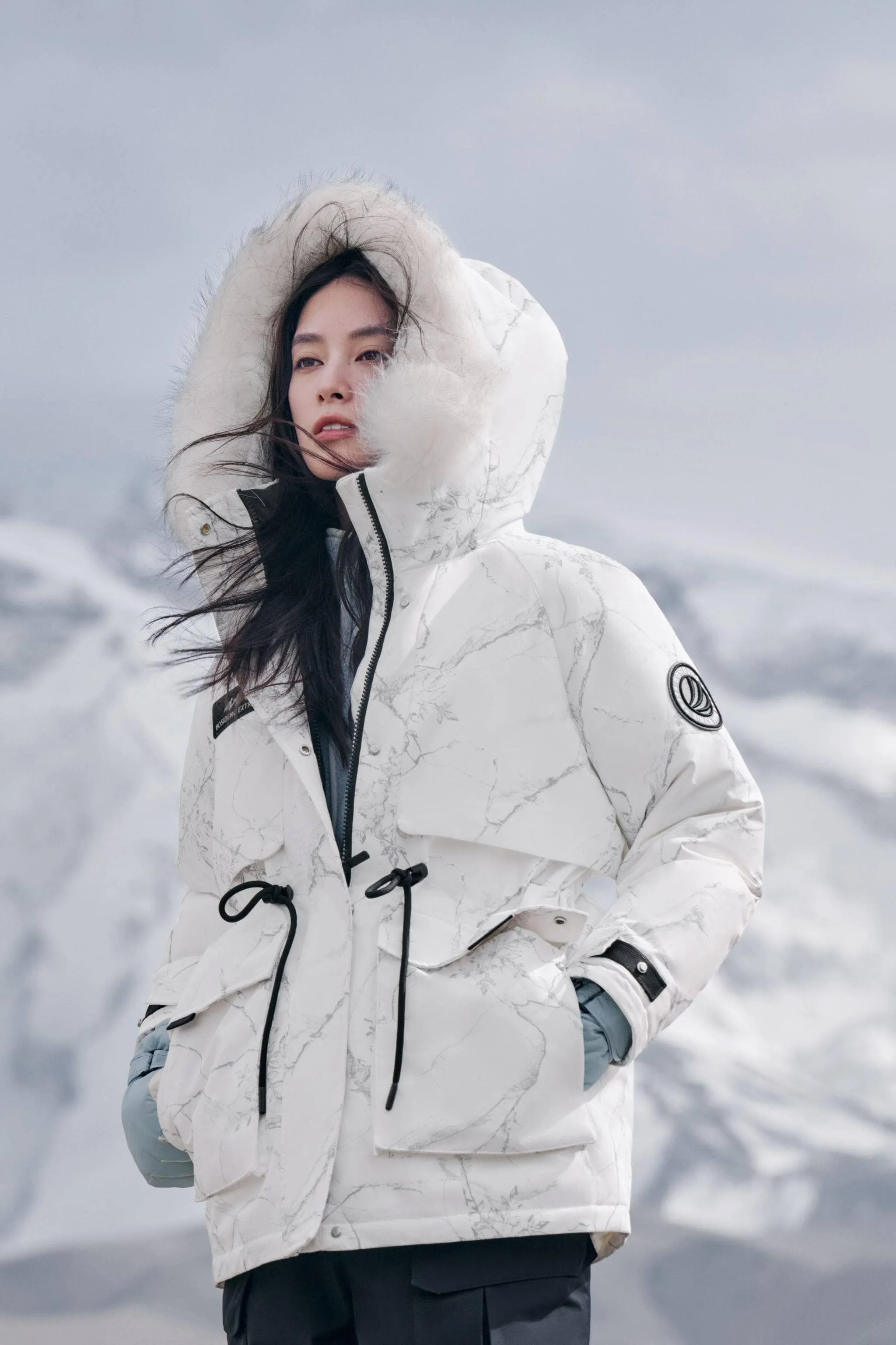 Women's Classic Extreme Goose Down Fur Hood Jacket sold by Bosideng product image thumbnail 2