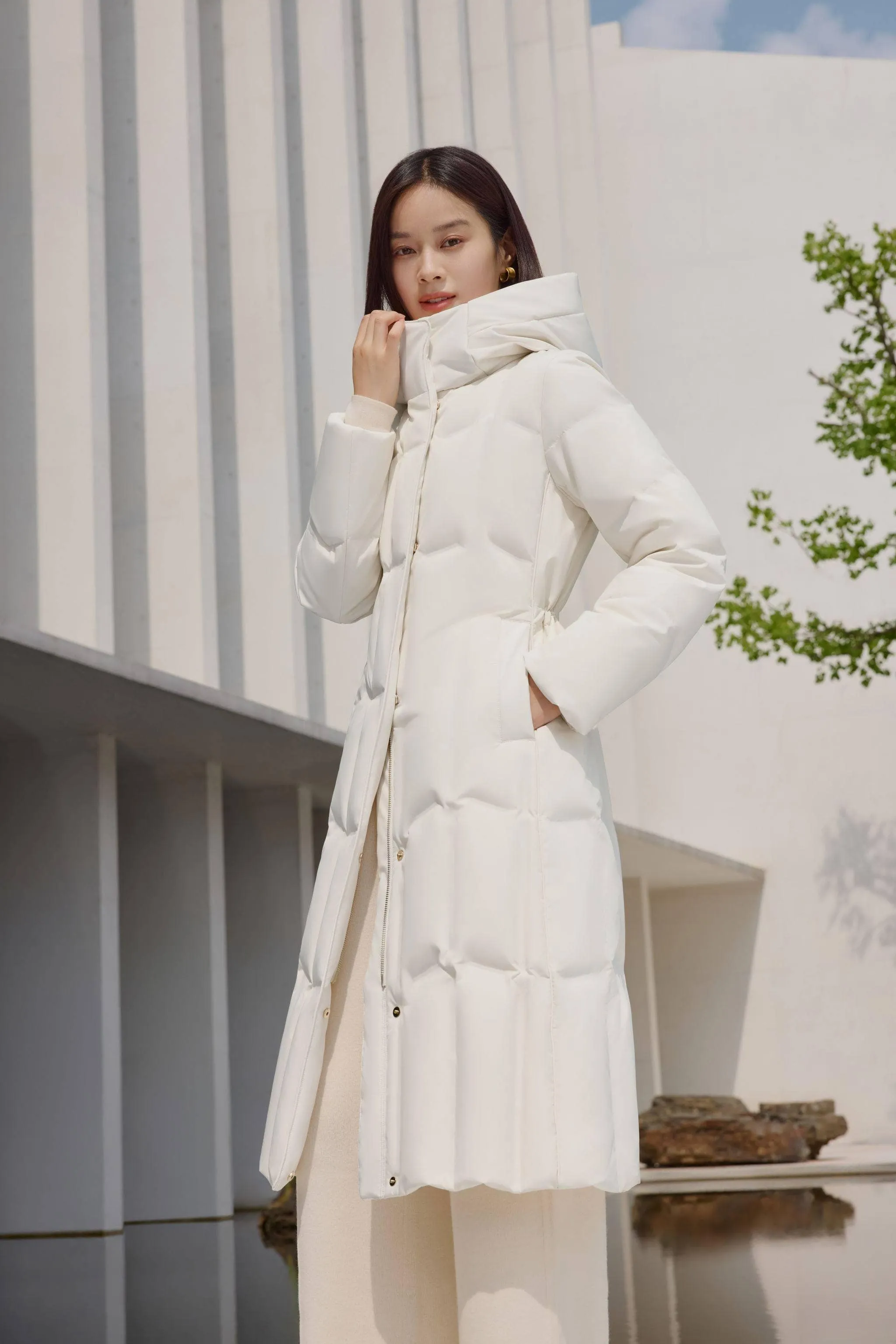 Women's Long Goose Down Coat With Elasticated Waist sold by Bosideng