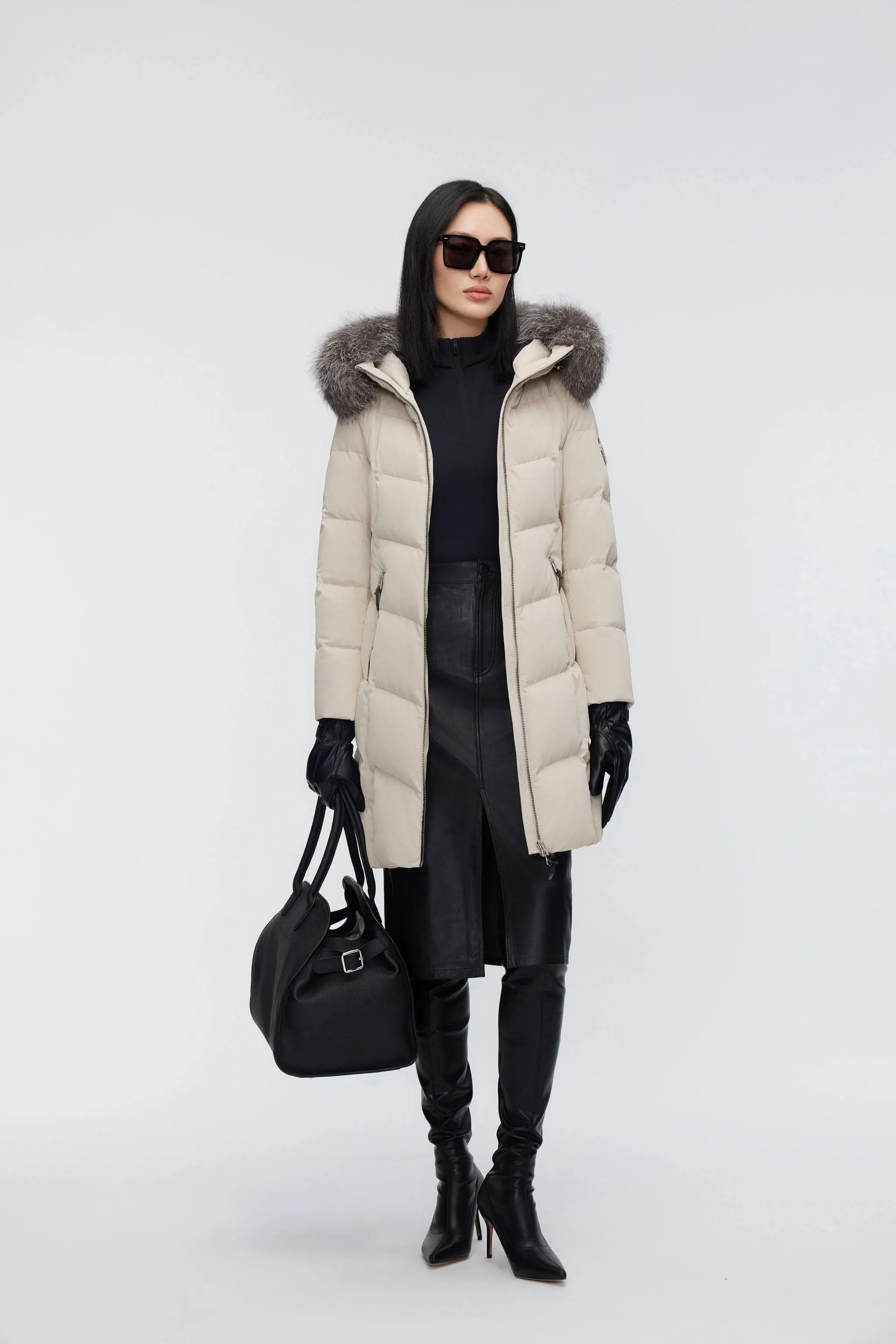 Women's Premium Extreme Goose Down Coat 2374 sold by Bosideng product image thumbnail 2