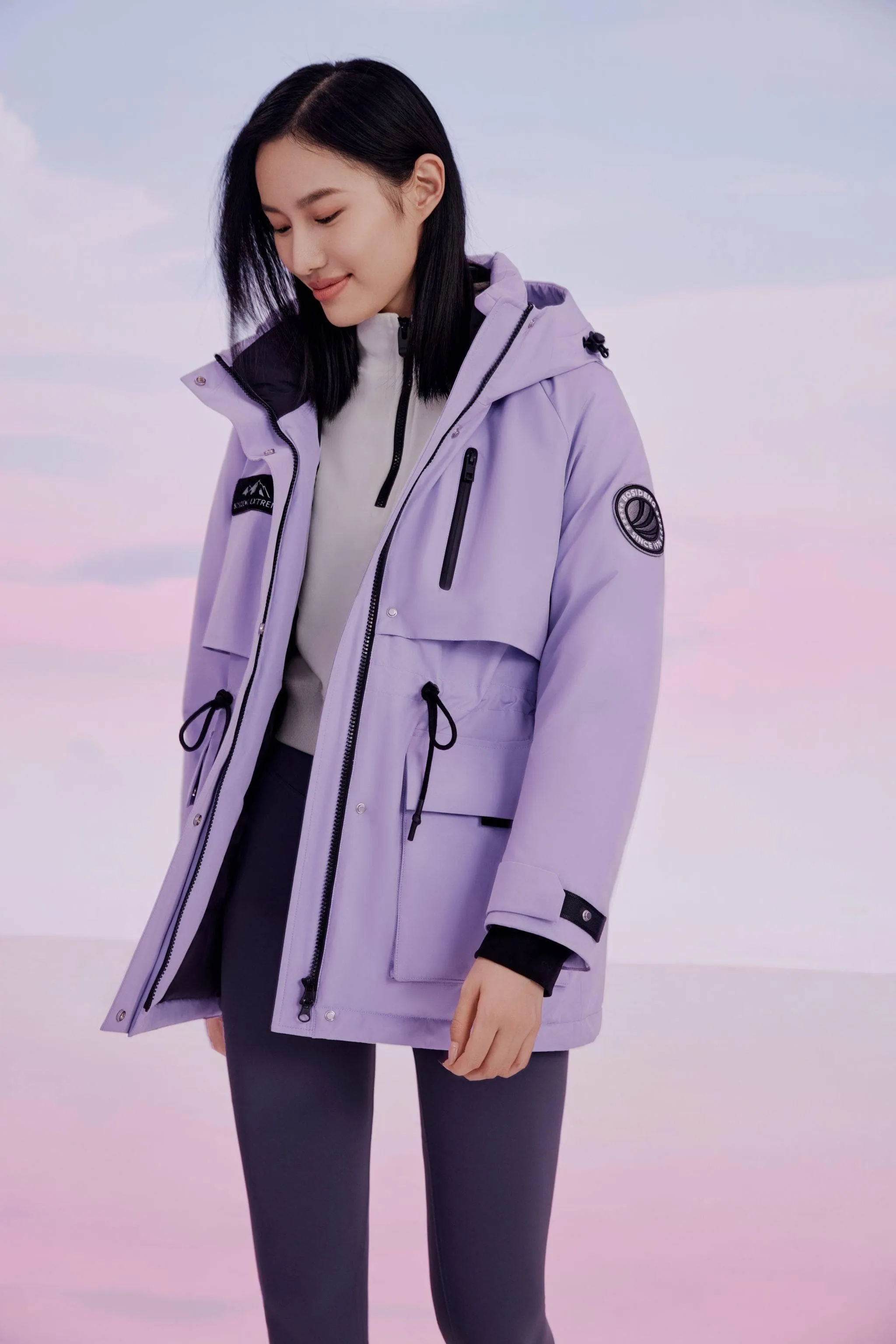 Women's Light Extreme Goose Down Jacket 2322 sold by Bosideng product image thumbnail 2