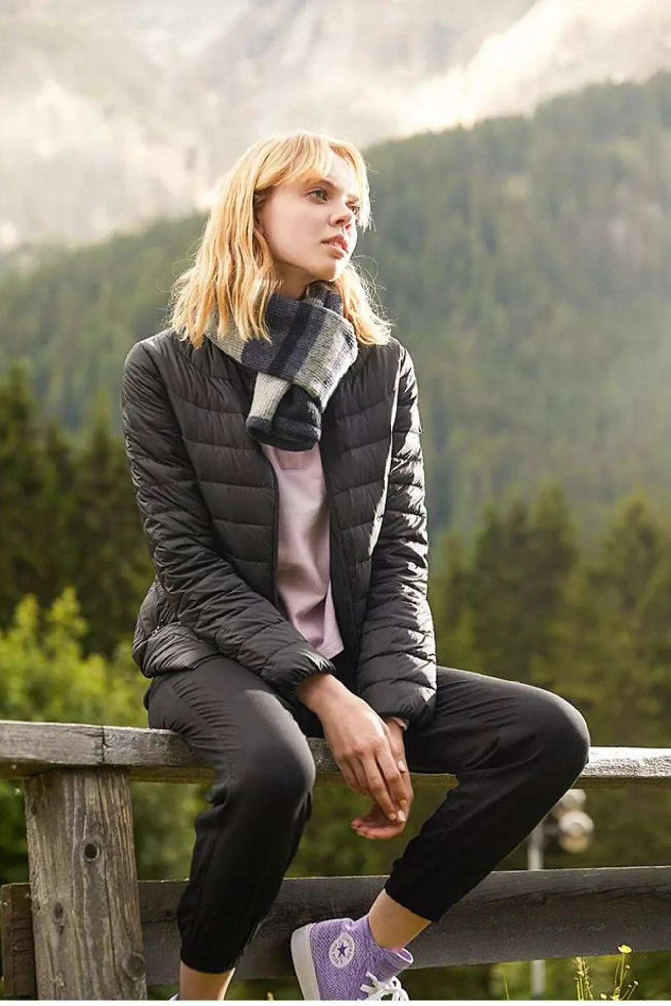 Women's Packable Ultralight Down Jacket sold by Bosideng product image thumbnail 5