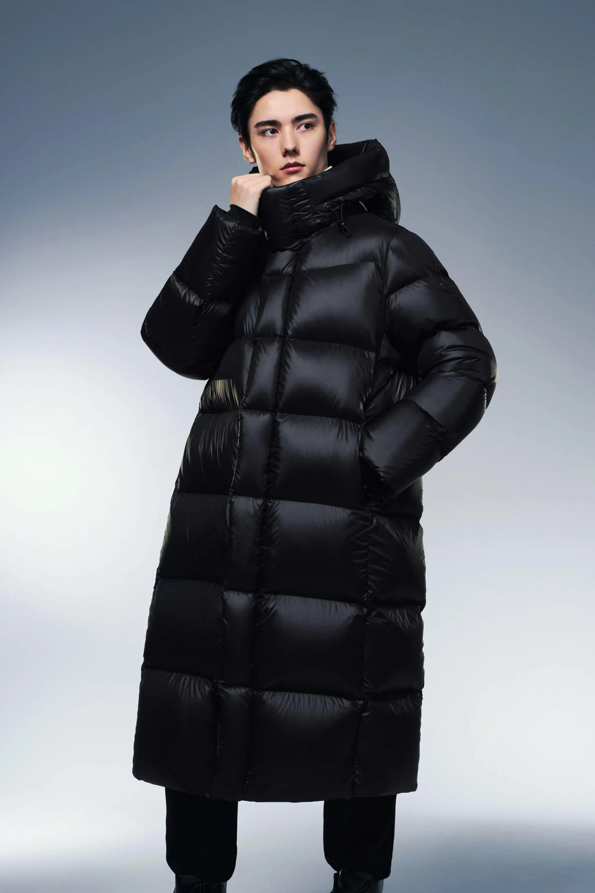 Full Length Goose Down Puffer With Hood 130 sold by Bosideng product image thumbnail 5