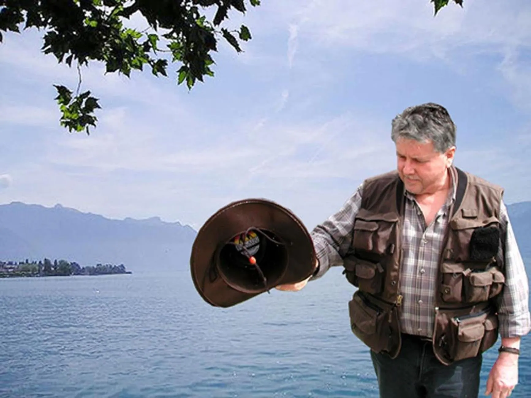 All-Weather Soaka Hat in Olive sold by Kakadu product image thumbnail 5