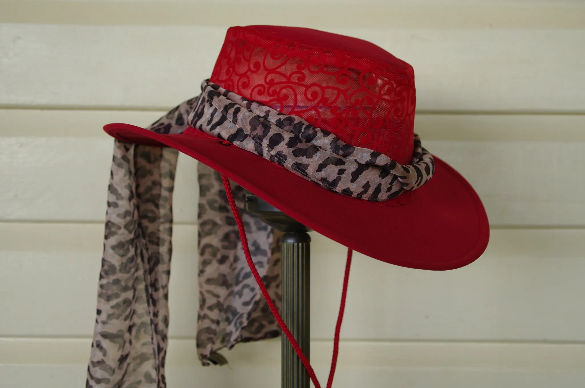 Florentine Soaka & Mesh Hat in Red sold by Kakadu product image thumbnail 3