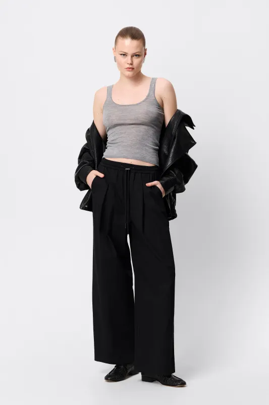 Arden Tank sold by Mossman