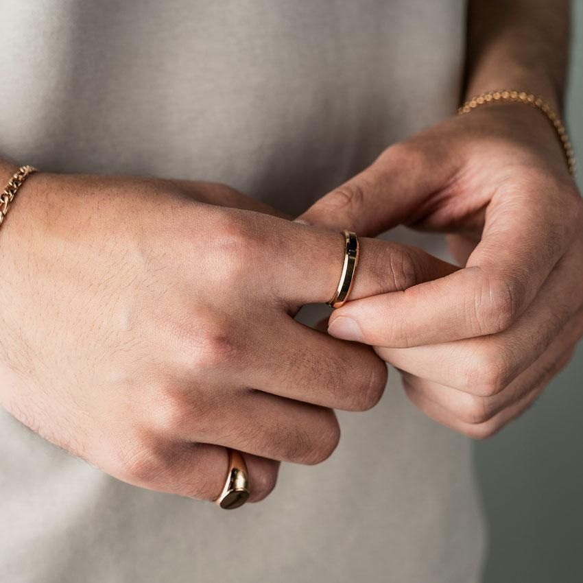 Minimal Ring in Polished Rose Gold sold by Rose Gold & Black product image thumbnail 3