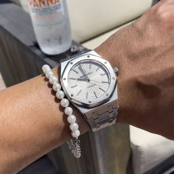 Pearl & Silver Figaro Chain Bracelet sold by Rose Gold & Black product image thumbnail 2