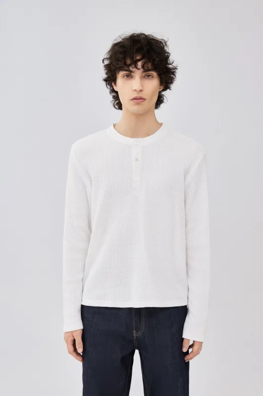 Waffle Henley - White made by Yitai