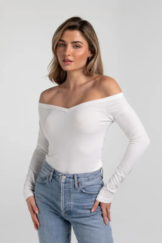 STELLA - WHITE sold by Belen