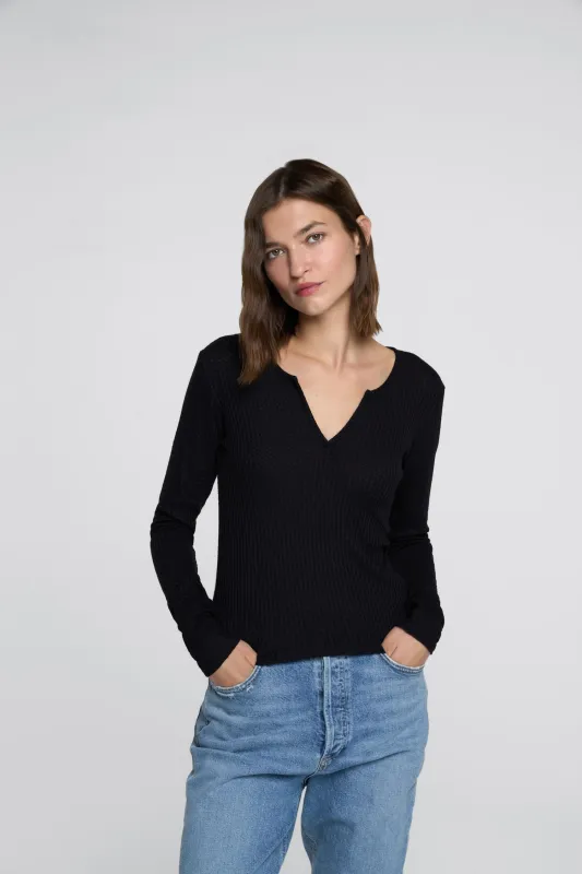 GWEN - BLACK sold by Belen