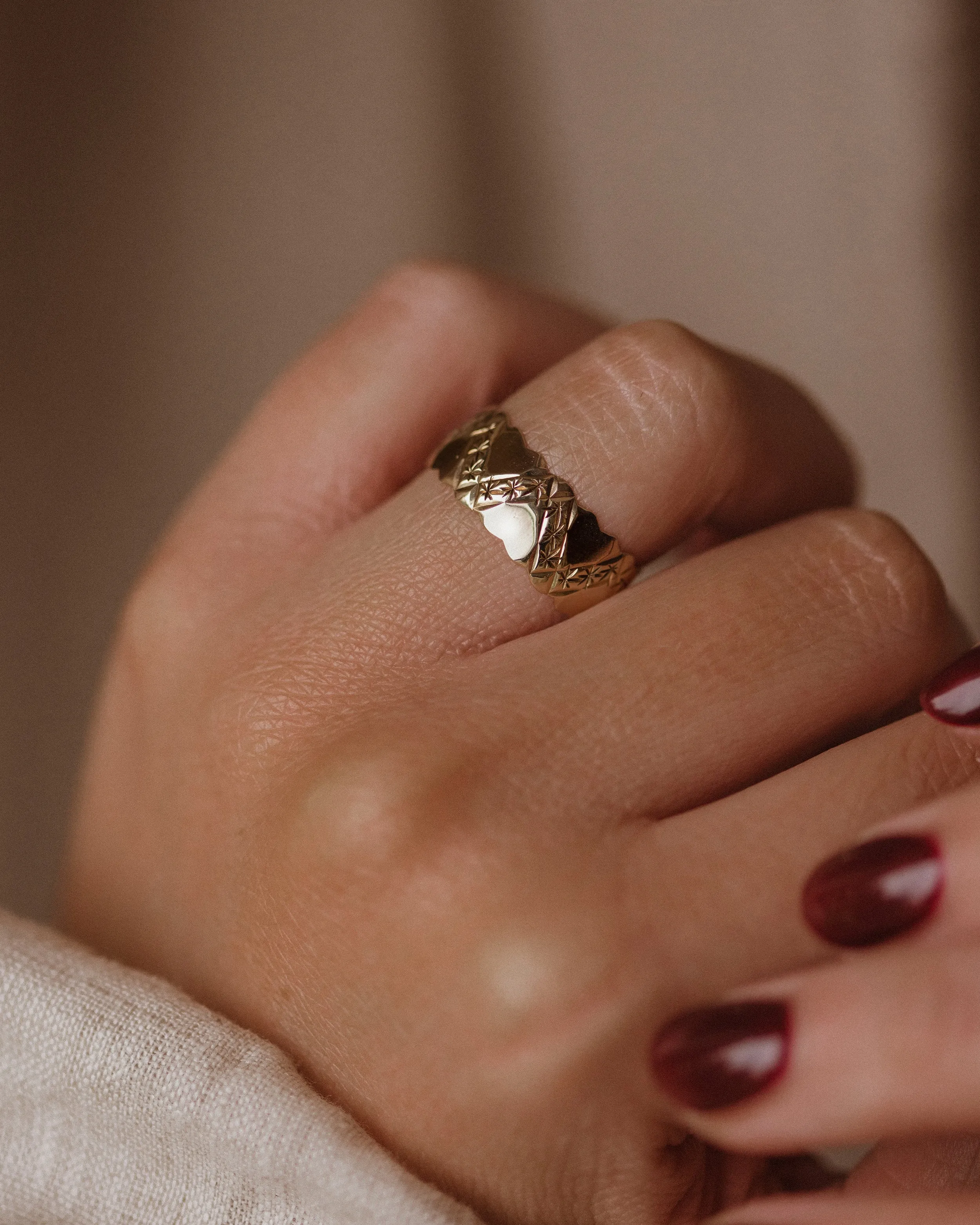 Frances 1986 Vintage 9ct Gold Scalloped Band Ring sold by Rock n Rose product image thumbnail 2