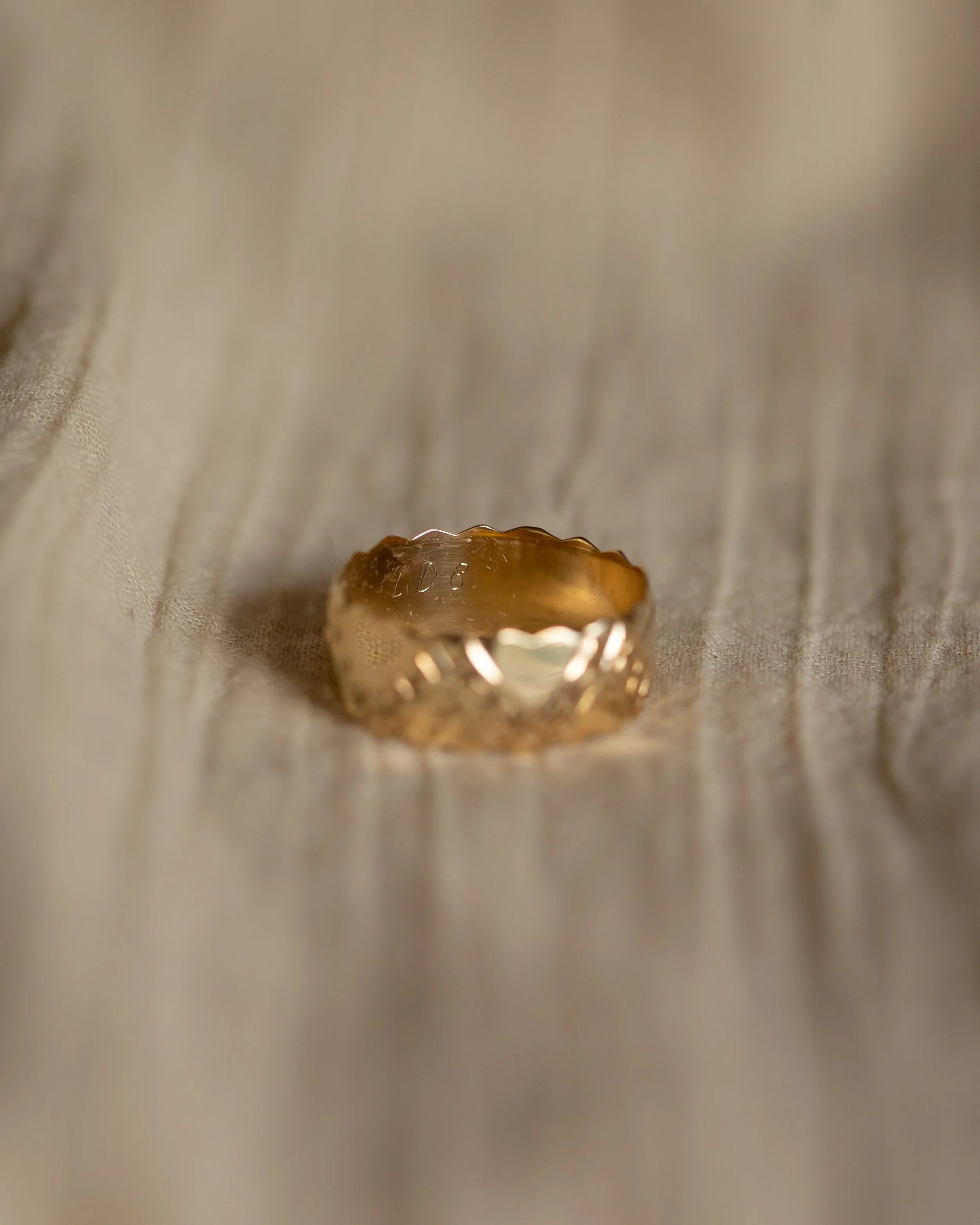 Frances 1986 Vintage 9ct Gold Scalloped Band Ring sold by Rock n Rose product image thumbnail 5