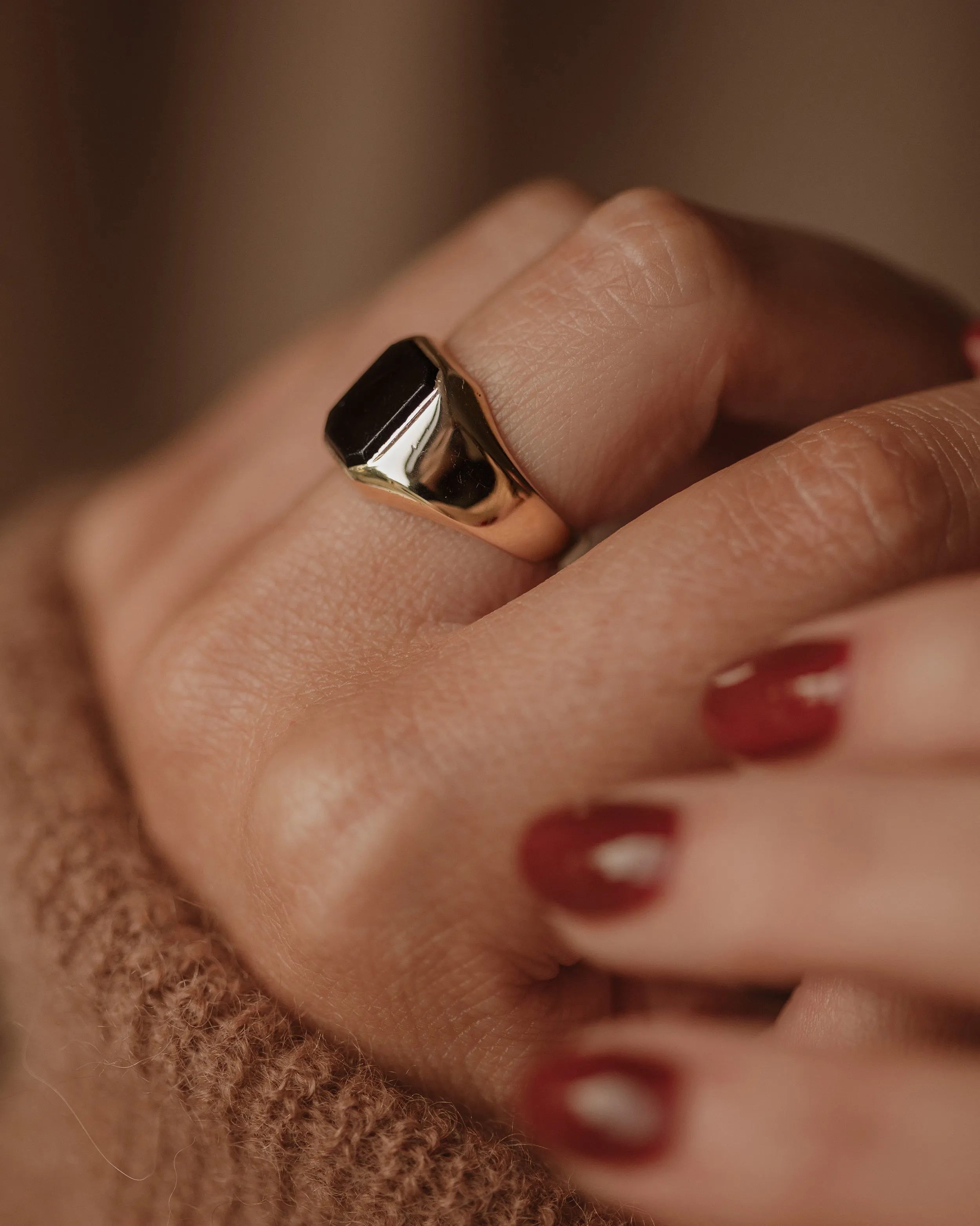 Ellis 1965 Vintage 9ct Gold Black Onyx Signet Ring sold by Rock n Rose product image thumbnail 3