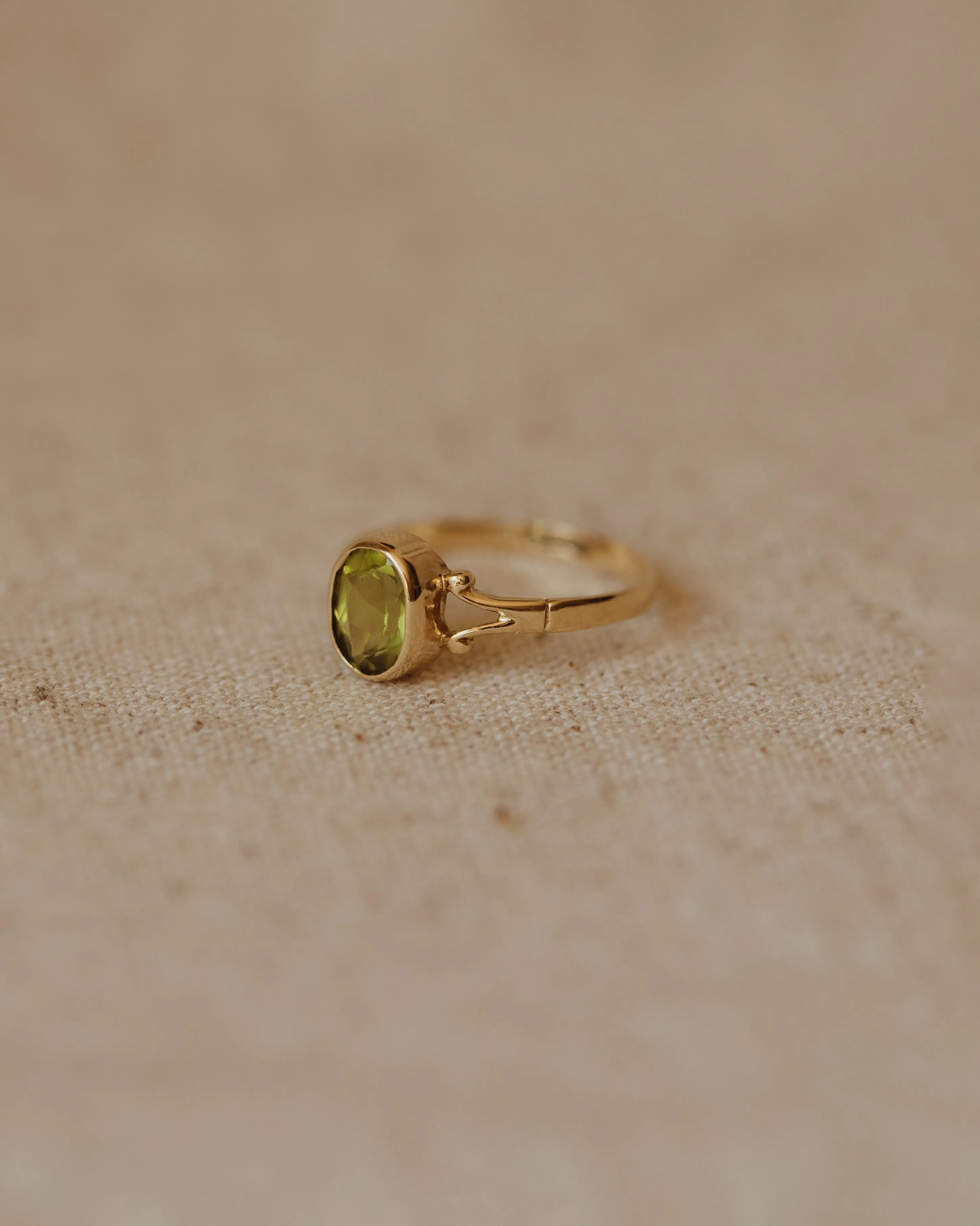 Eleanor Vintage 9ct Gold Peridot Ring sold by Rock n Rose product image thumbnail 3