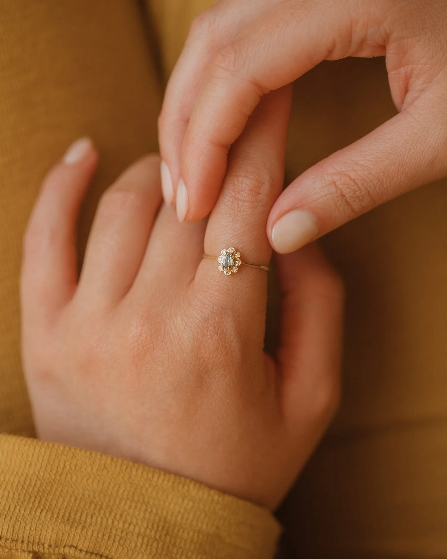 Edith Vintage 9ct Gold Aquamarine Cluster Ring sold by Rock n Rose product image thumbnail 5
